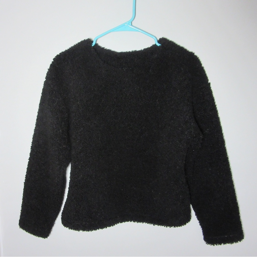 Uniqlo Women's Black Crew Neck Sweater